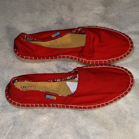 Ubuntu Red canvas Afridrilles (espadrilles) slip on flat shoes Sz 10 new - Picture 9 of 14